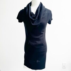 4/$20 🌴 Tulle | Black Cowl Neck Short Sleeve Knit Fitted Tunic Top